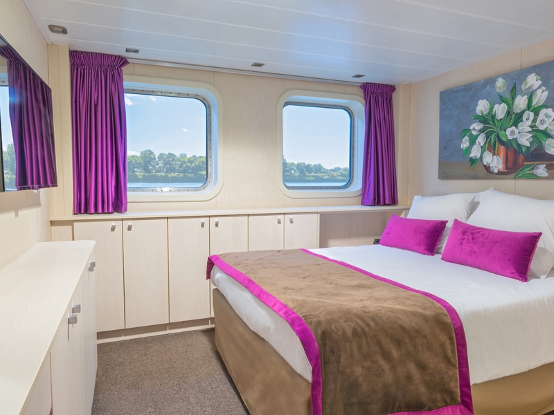 Main Deck 1 Double Bed - Cat. A